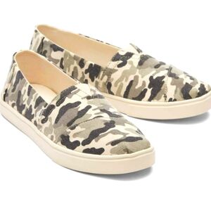 TOMS Alpatgata Cupsole Camouflage Slip-On Women's Sneaker Shoes.